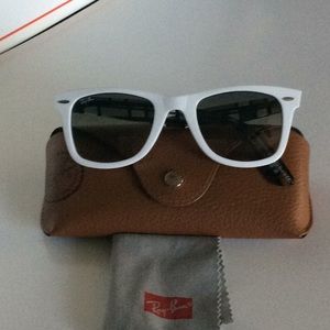 Pre own Authentic Ray Ban Sunglasses